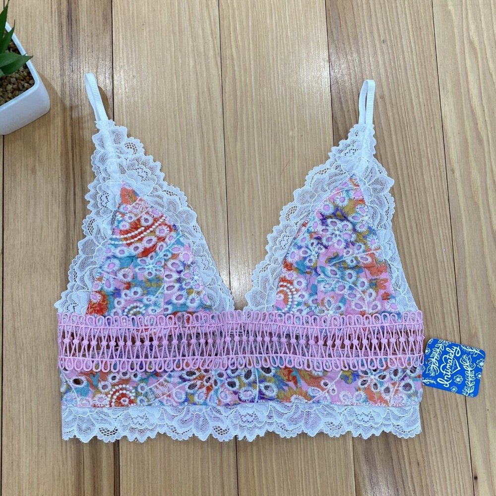 NEW Free People Emma Soft Lacy Embroidered Bra  - Picture 4 of 9